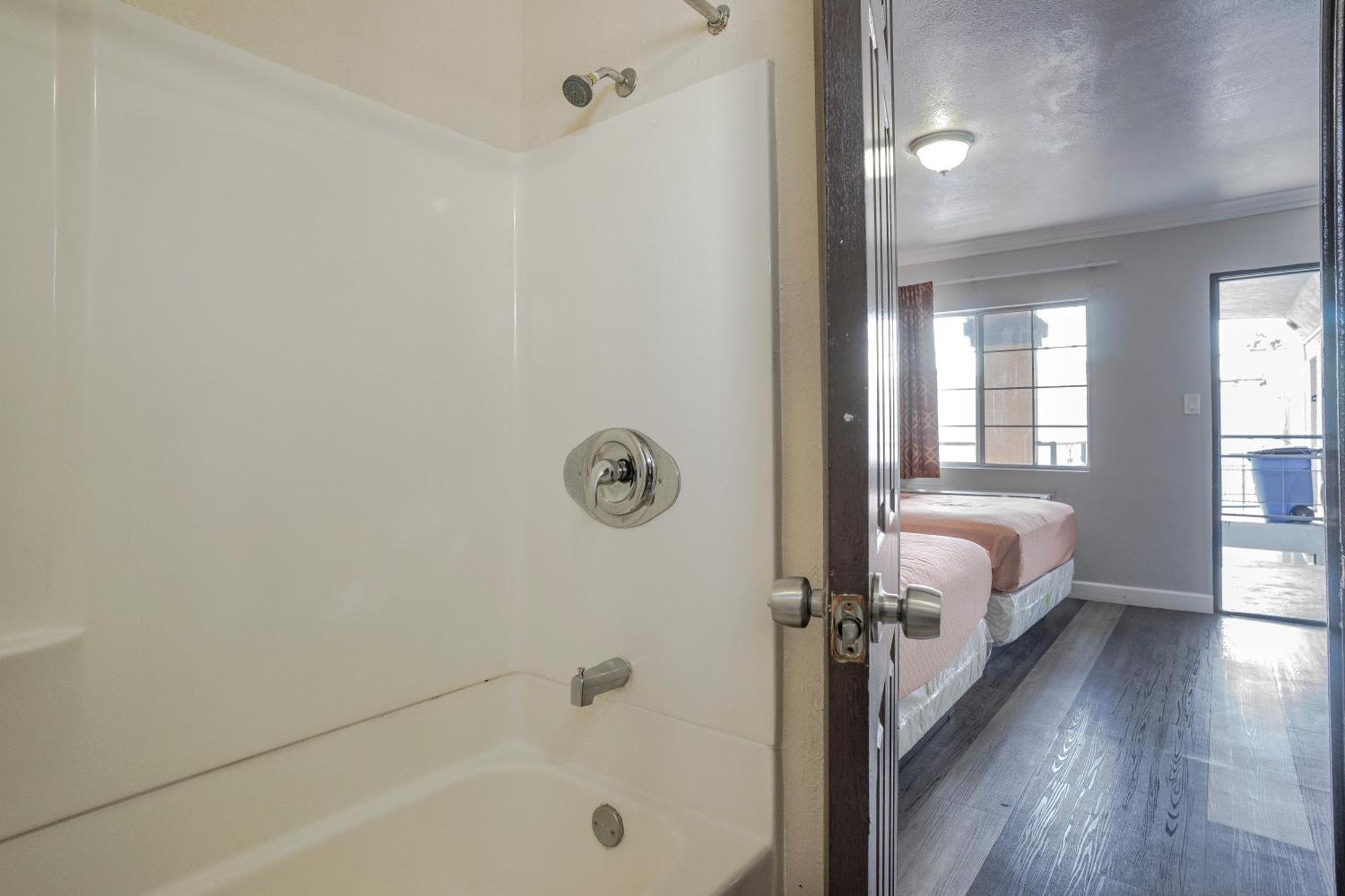 Value Inn Hollywood Los Angeles Bagian luar foto