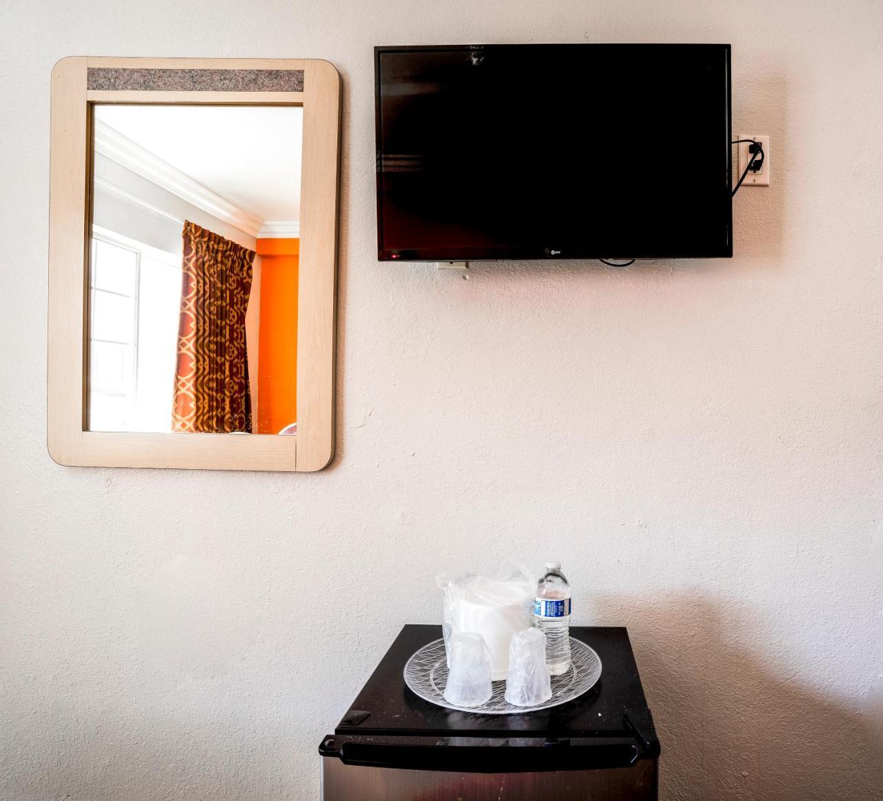 Value Inn Hollywood Los Angeles Bagian luar foto